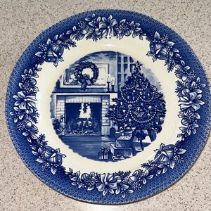 Legend British Heritage Christmas Fireplace dinner plate